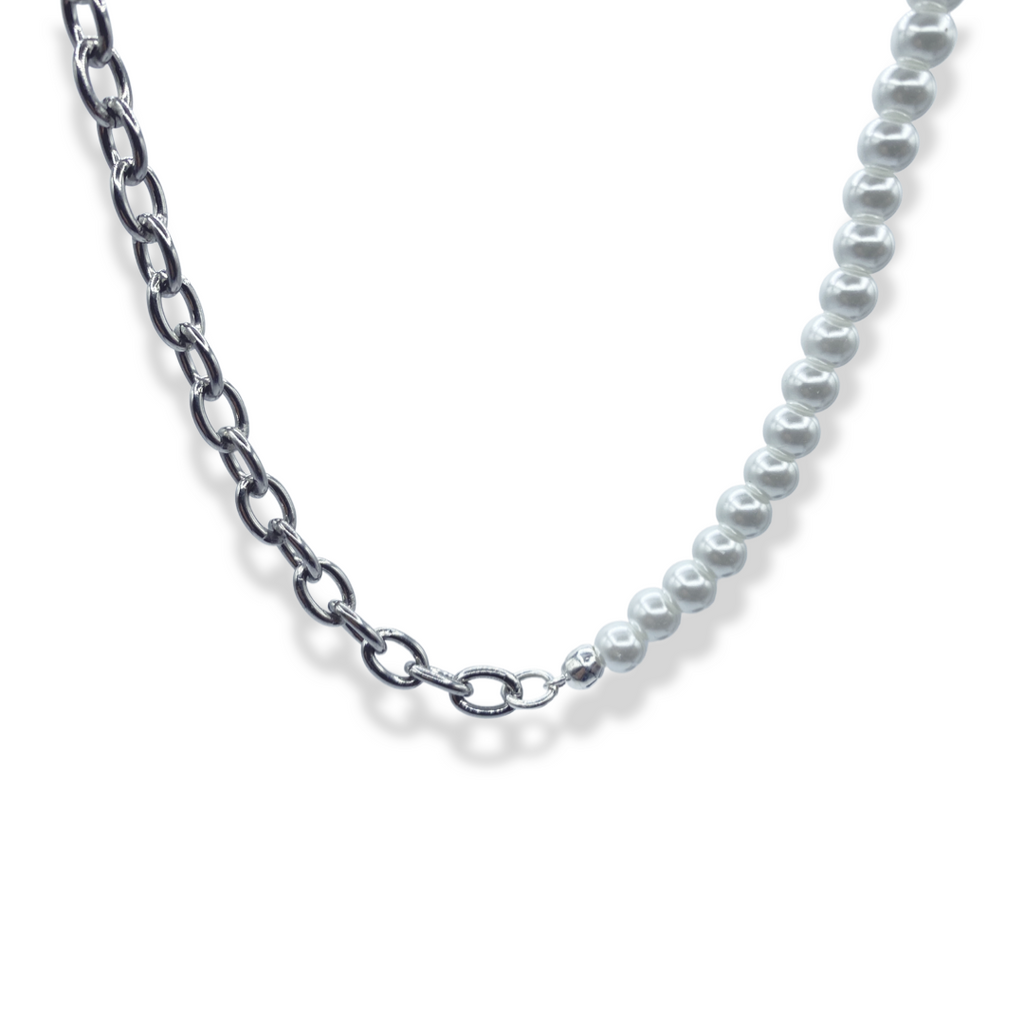 Oval Link Pearl Necklace